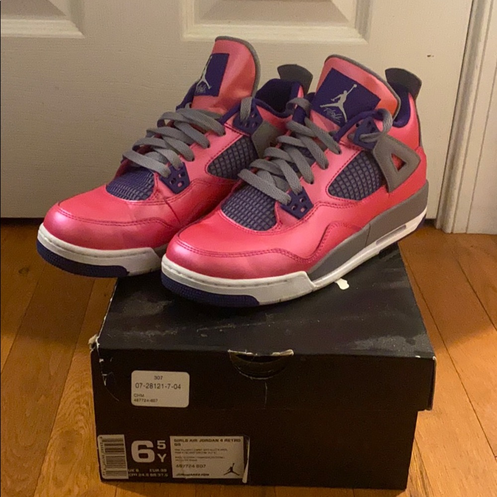 Air Jordan 4 Retro